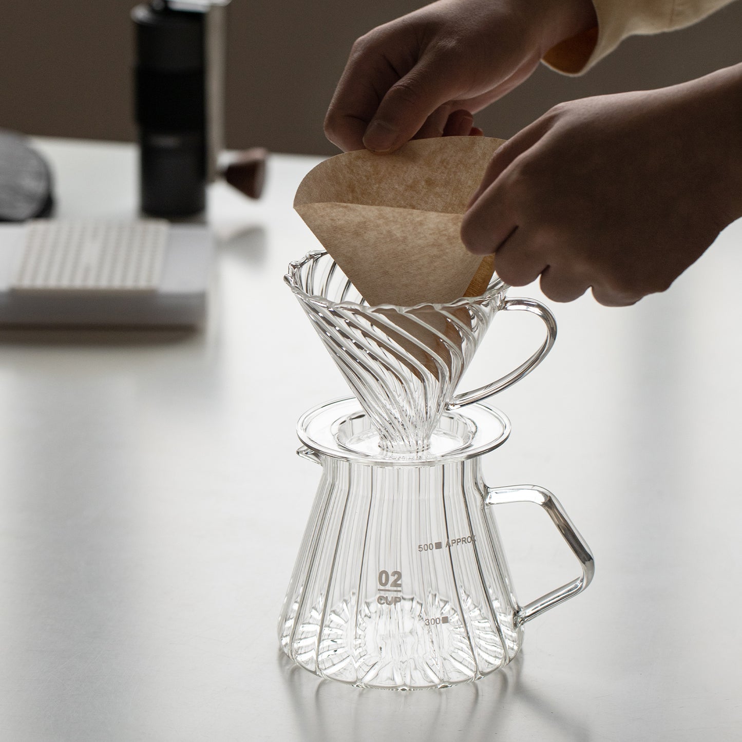 Vandroop V60 Glass Coffee Dripper With Handle,Size 02