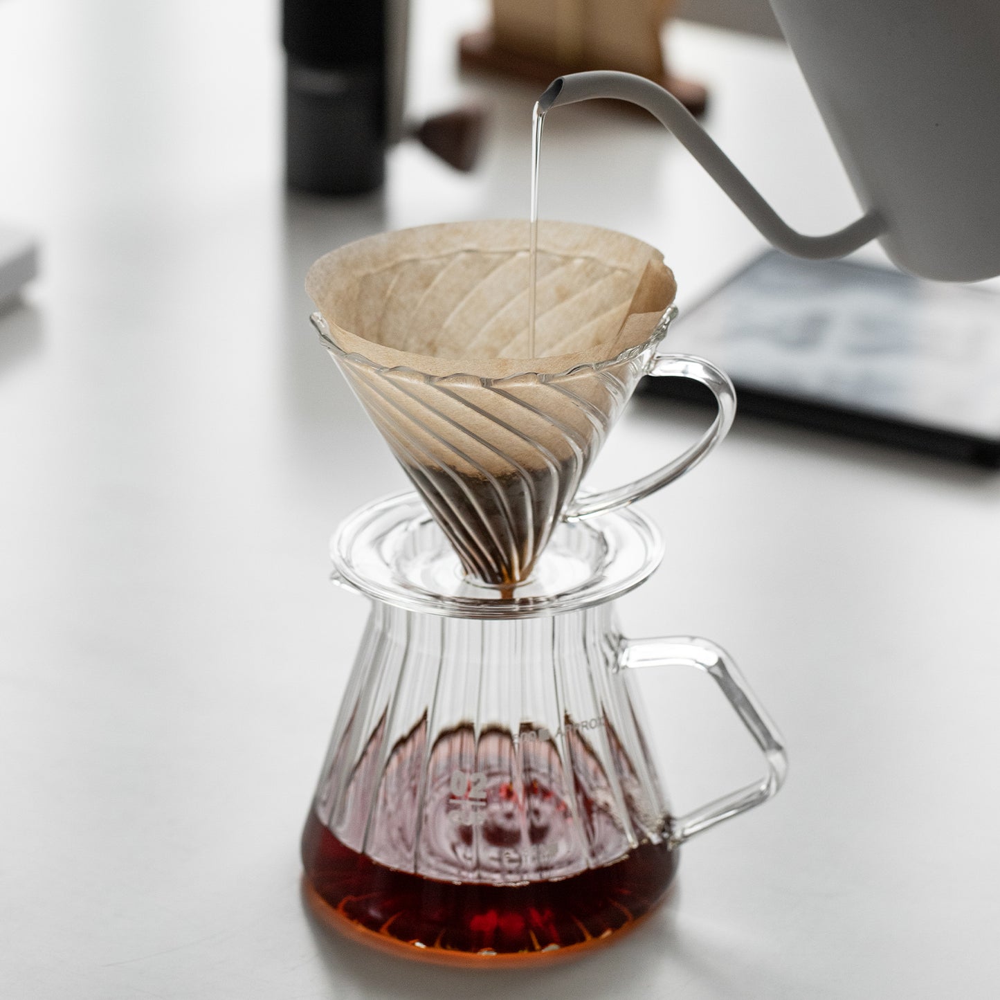 Vandroop V60 Glass Coffee Dripper With Handle,Size 02